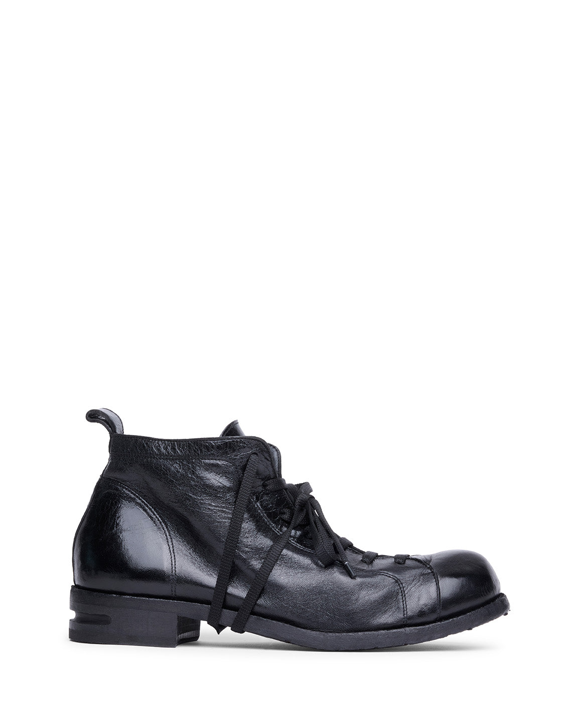 Adamo black - Mattia Capezzani
