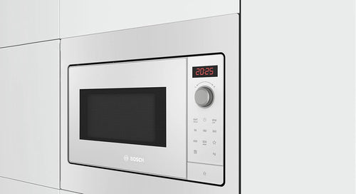 Bosch BFL523MW3 Serie 2 Einbau-Mikrowelle, 38 x 50 cm, 800 W, Drehteller 27 cm, Türanschlag Links, AutoPilot 7 7 Automatikprogramme, Reinigungsunterstützung, LED-Touchdisplay