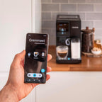 Cecotec Kompakte Superautomatische Kaffeemaschine mit Wifi Cremmaet Compactccino Connected Black Rose. 1350W, 19 Bar, TFT-Bildschirm und APP, Mahlwerk, Milchtank 400 ml und 1 Liter Wasser