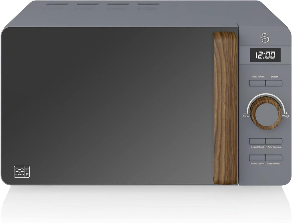 Swan Nordic SM22036WHTN Digitale Mikrowelle, Griff in Holzoptik, Gehäuse mit weicher Haptik und matter Oberfläche, 800 W, Baumwollweiß