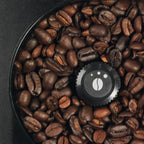 Krups Essential Kaffeevollautomat mit Milchschlauch, 2-Tassen-Funktion, LCD-Display, Einfache Reinigung, Kaffeemaschine, TÜV-Siegel, Schwarz, EA816031