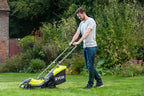 RYOBI 18 V ONE+ Akku-Rasenmäher RLM18X33B40 (Schnittbreite 33 cm, 5-fache Höhenverstellung 25-65 mm, zusammenklappbares Griffgestänge, inkl. Mulchkeil, 35l Grasfangsack, 4,0Ah Akku & Ladegerät)