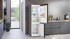 SIEMENS KG39EAICA iQ500 Kühl-Gefrier-Kombination, 201 x 60 cm, 249 L Kühlen + 94 L Gefrieren, LowFrost seltener abtauen, LED-Beleuchtung gleichmige Ausleuchtung, BigBox Platz für groes Gefriergut