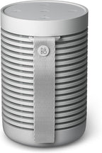 Bang & Olufsen Beosound Explore – Kabelloser tragbarer Bluetooth Outdoor-, Heim- und Reise, 27 Stunden Akkulaufzeit, wasserdichter 360° Lautsprecher + USB-C Ladekabel - Schwarz Anthracite